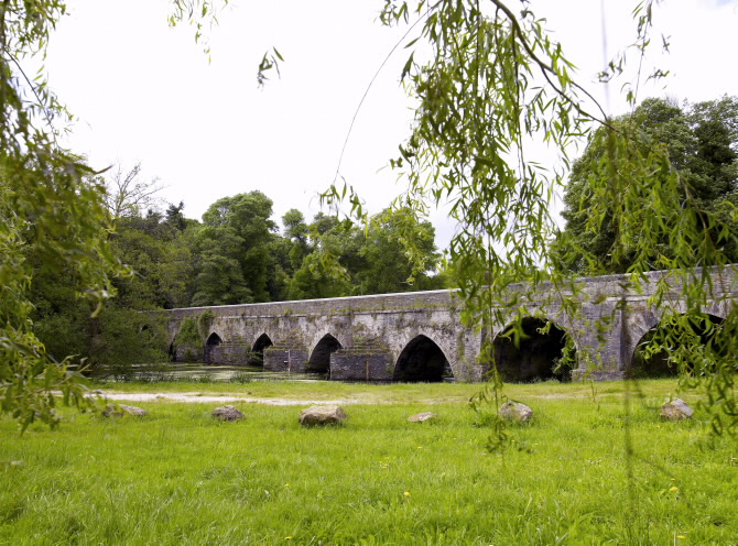 PONTE MEDIEVAL DE RÁBADE
