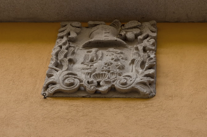 CASA BLASONADA DE RÚA DOCTOR CASTRO, Nº 22