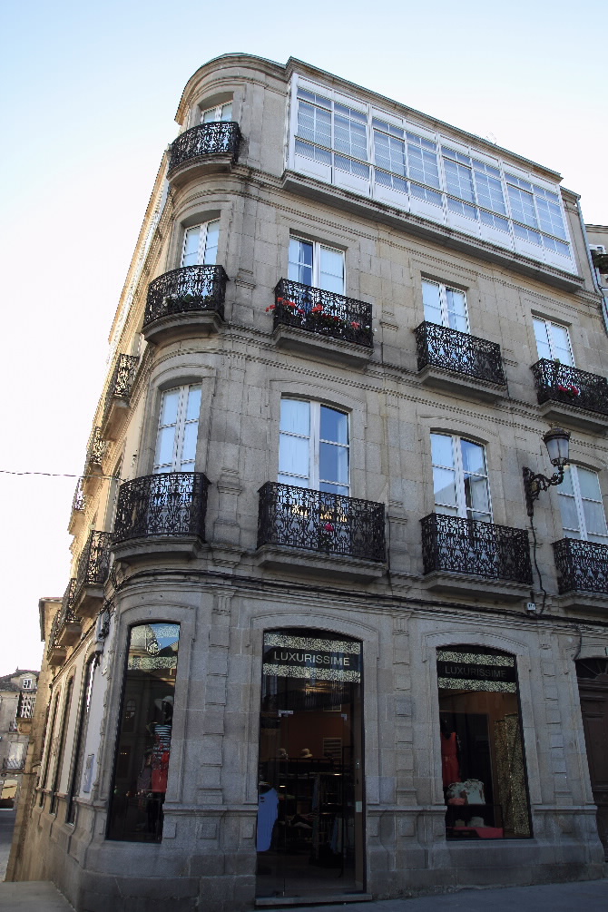 CASA DE PEDRO FERNÁNDEZ PIMENTEL, PRAZA MAIOR