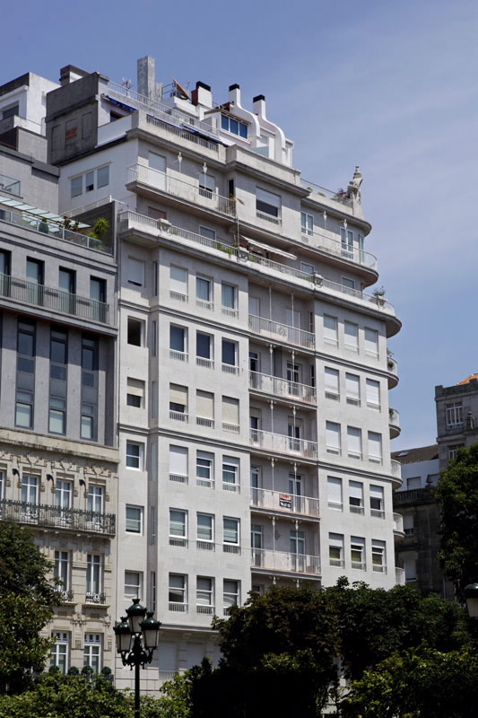 CASAS PARA JOAQUÍN PÉREZ BOULLOSA