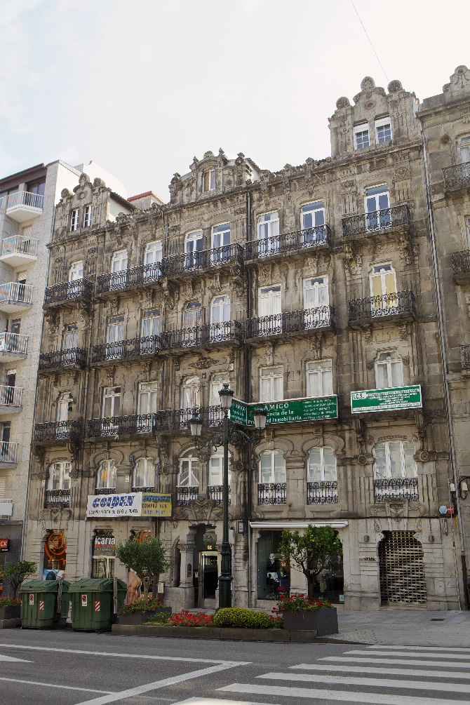 CASAS PARA ÁLVARO LÓPEZ MORA