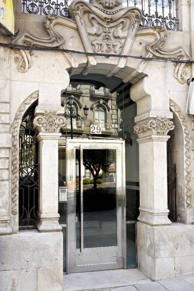 CASAS PARA ÁLVARO LÓPEZ MORA