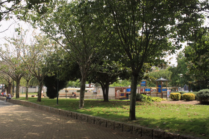 XARDÍNS DA PRAZA DO INFERNIÑO