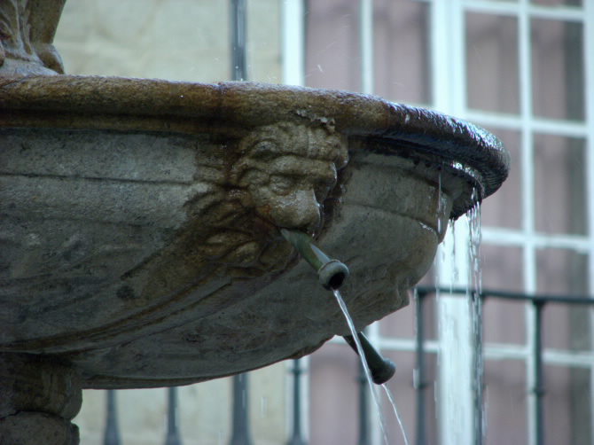 FONTE DA PRAZA DO FERRO