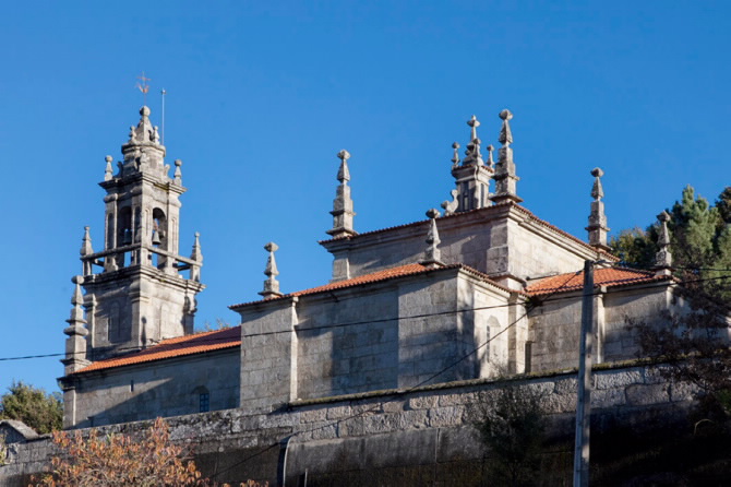 IGREXA DE SAN SALVADOR DE MANÍN