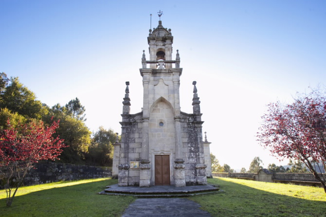 IGREXA DE SAN SALVADOR DE MANÍN