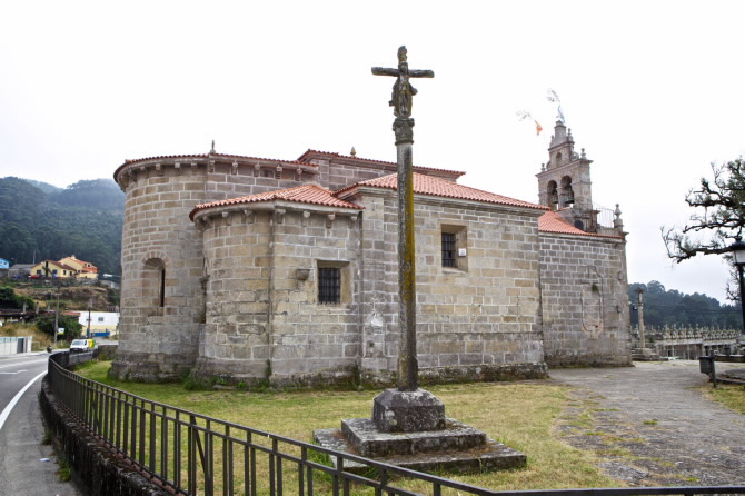 IGREXA DE SAN SALVADOR DE CORUXO