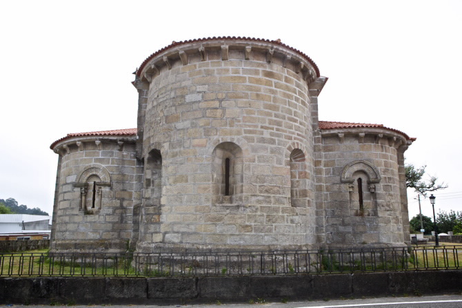 IGREXA DE SAN SALVADOR DE CORUXO