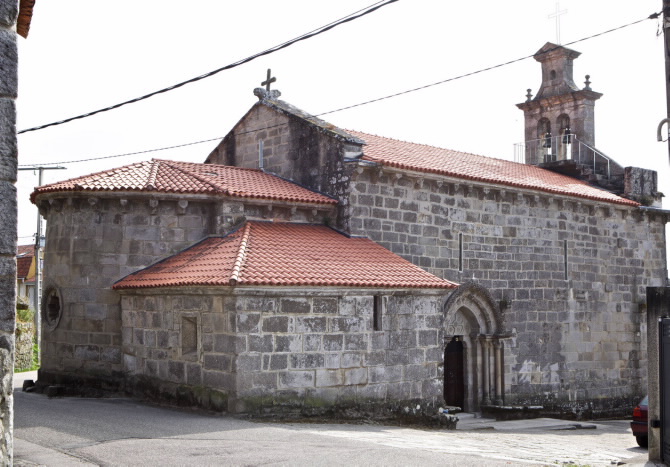 IGREXA DE SANTA MARÍA DE CASTRELOS