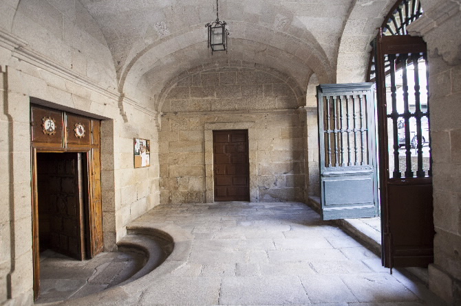 CARMELITAS DESCALZAS (CONVENTO DO CARME)