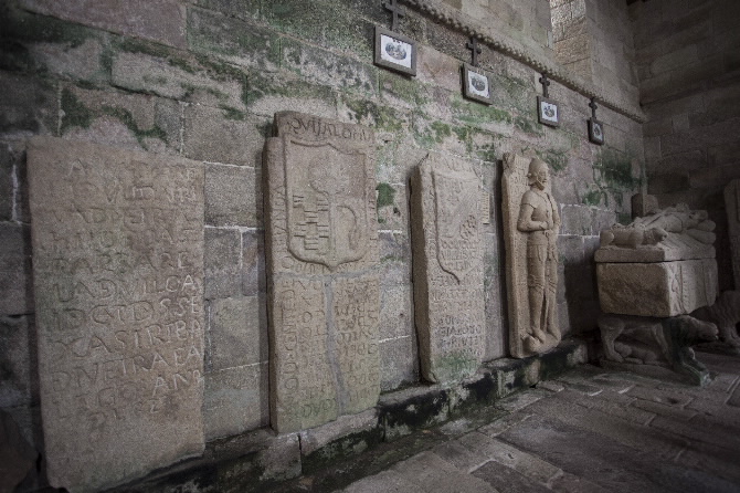 IGREXA MONACAL DE SAN SALVADOR DE VILAR DE DONAS