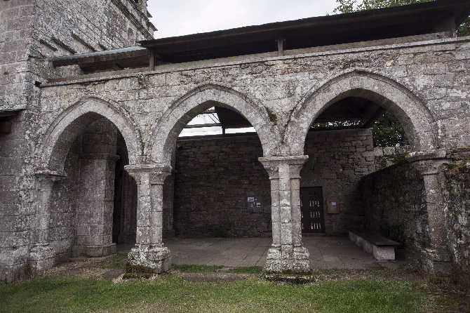 IGREXA MONACAL DE SAN SALVADOR DE VILAR DE DONAS