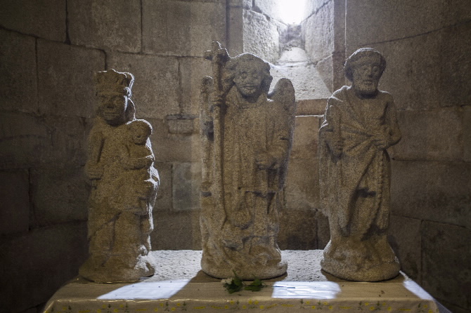 IGREXA MONACAL DE SAN SALVADOR DE VILAR DE DONAS