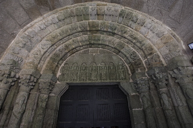 IGREXA MONACAL DE SAN XULIÁN DE MORAIME