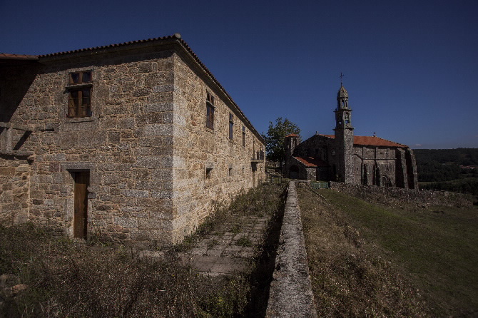 IGREXA MONACAL DE SAN XULIÁN DE MORAIME