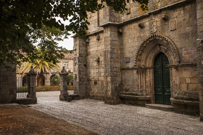 IGREXA E CONVENTO DE SAN DOMINGOS