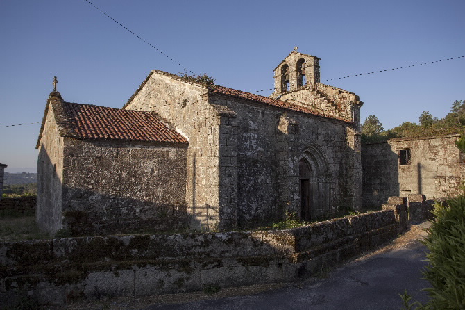 IGREXA MONACAL DE LOBÁS