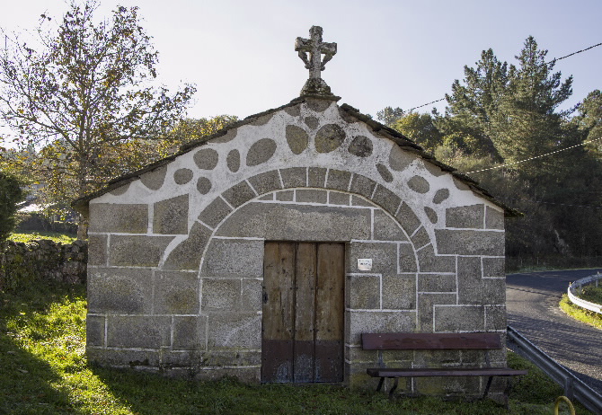 CAPELA DE SAN ROQUE DE RIAZÓN