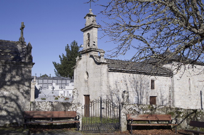IGREXA PARROQUIAL DE SAN MARTIÑO DE OMBREIRO