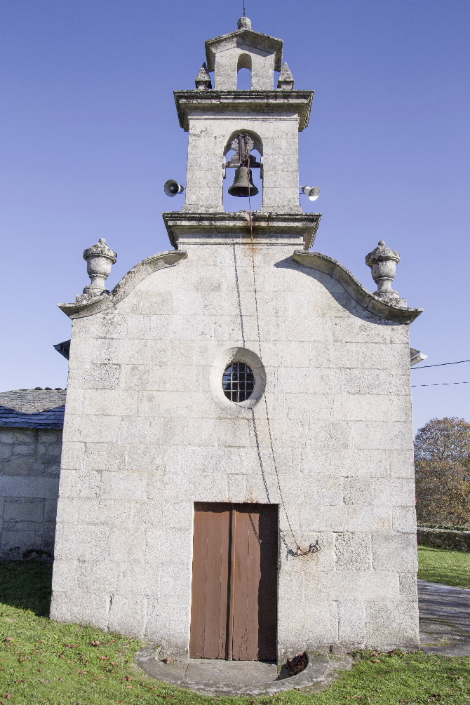 IGREXA PARROQUIAL DE SAN MARTIÑO DE OMBREIRO