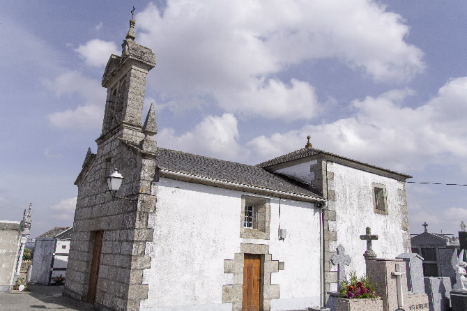 IGREXA PARROQUIAL DE SANTIAGO DE PIÚGOS