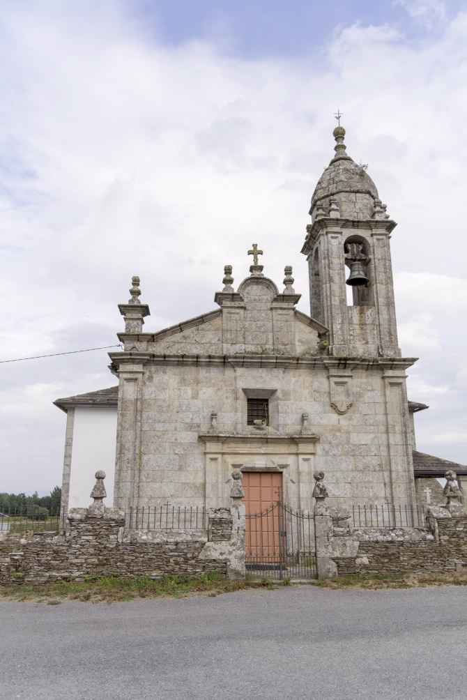IGREXA PARROQUIAL DE SANTIAGO DE SAA