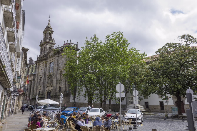 IGREXA DA COMPAÑÍA OU DA UNIVERSIDADE