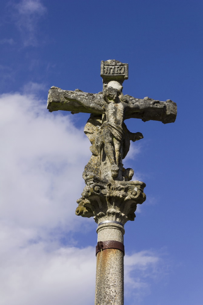 CRUCEIRO DE OURANTES