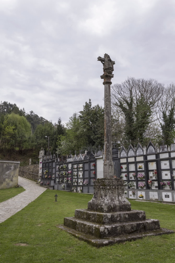 CRUCEIRO DE SAN PAIO DE ARANGA