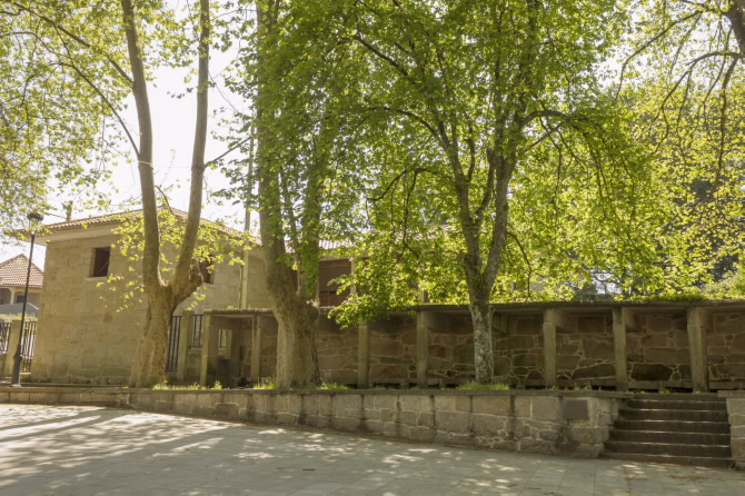 ALPENDRE DE SANTA MARÍA DE DARBO