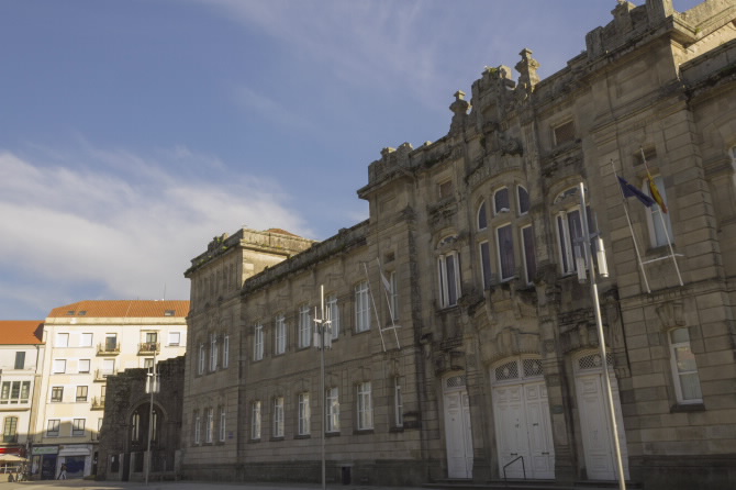 INSTITUTO VALLE-INCLAN