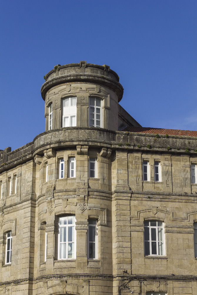 INSTITUTO VALLE-INCLAN