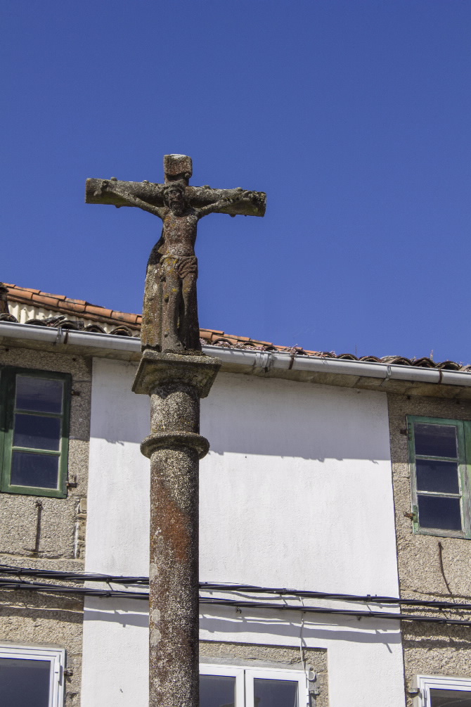 CRUCEIRO DE SAN PEDRO