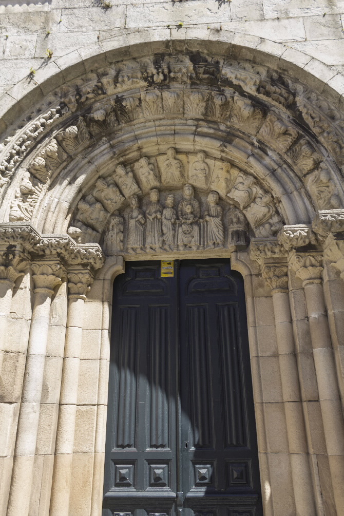COLEXIATA DE SANTA MARÍA DO CAMPO
