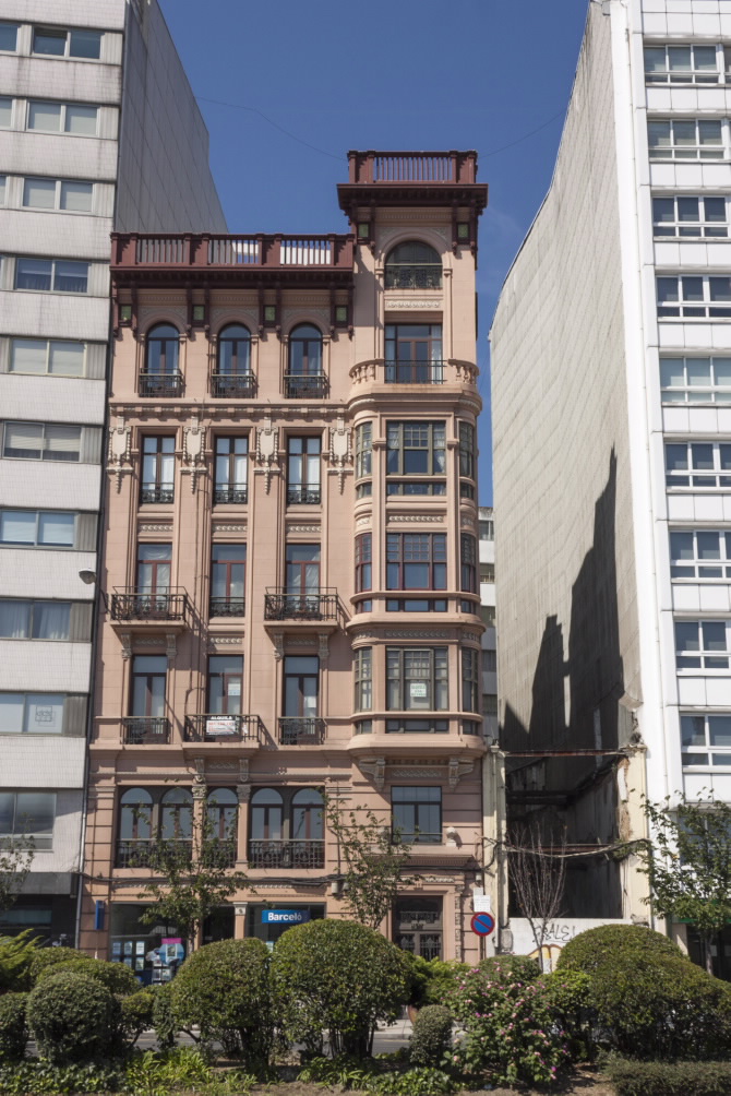 EDIFICIO LINARES RIVAS I