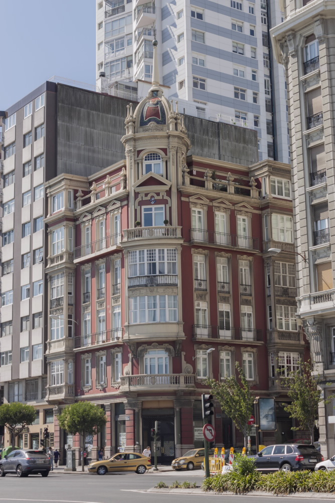 EDIFICIO LINARES RIVAS III