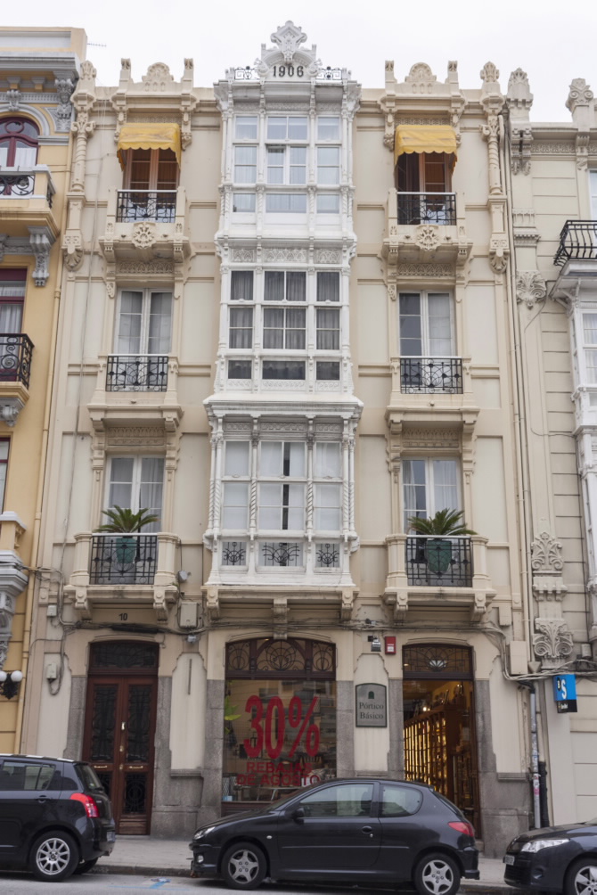 ENSANCHE E EDIFICIOS MODERNISTAS