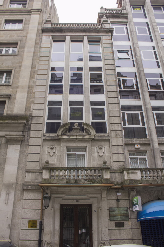 EDIFICIO COMERCIAL PARA JOSÉ GONZÁLEZ