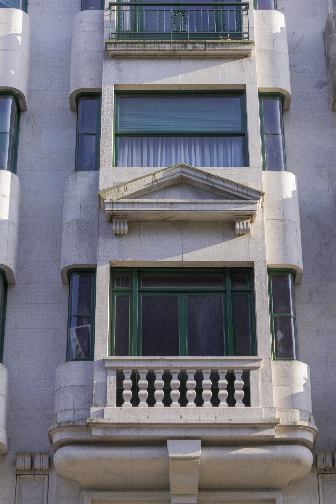 VIVENDAS PARA A COMPAÑÍA CARBONERA