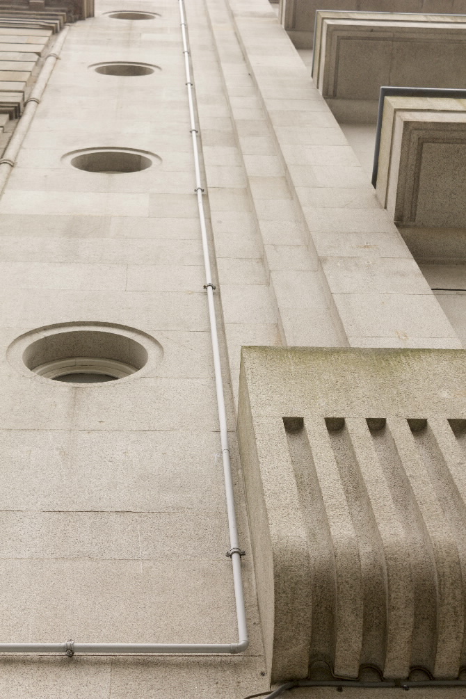 EDIFICIO NATALIO SANCHÓN