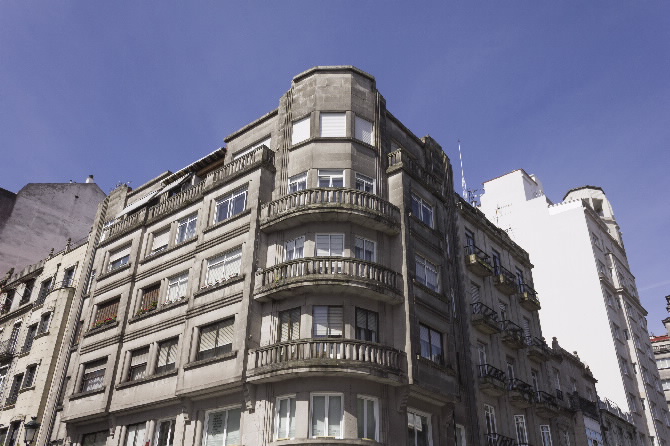 EDIFICIO PARA JESÚS CRESPO FILGUEIRA