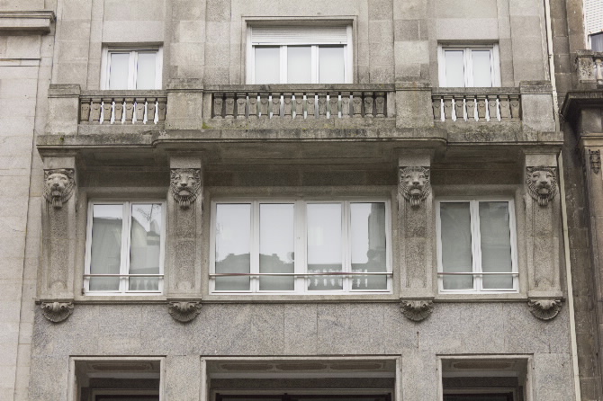 EDIFICIO JOSÉ MOURIÑO VILAS