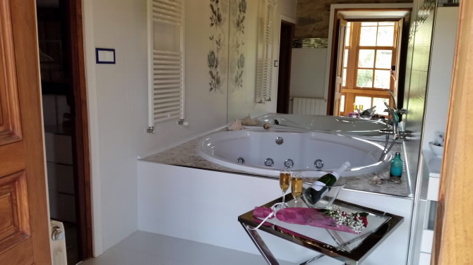 A CASA DO RETRATISTA-LUXURY RURAL RETREAT