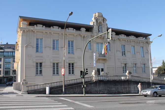 EDIFICIO DO ASILO MANUEL NAVEIRA