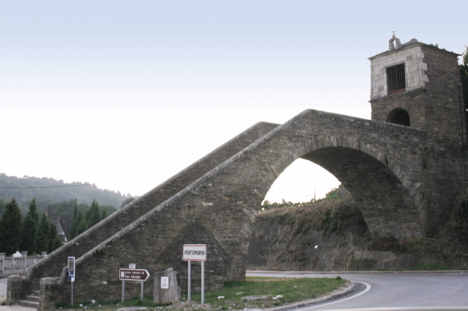 ESCALINATA DE PORTOMARÍN