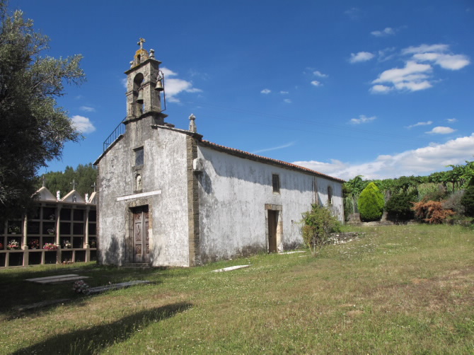 IGREXA PARROQUIAL DE SAN XOÁN DE FONTES ROSAS