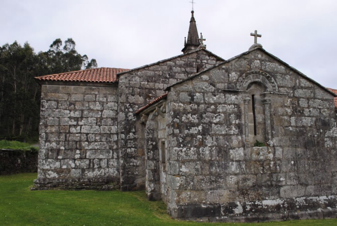 IGREXA PARROQUIAL DE SAN MIGUEL DE TREOS