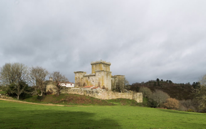 CASTELO DE PAMBRE