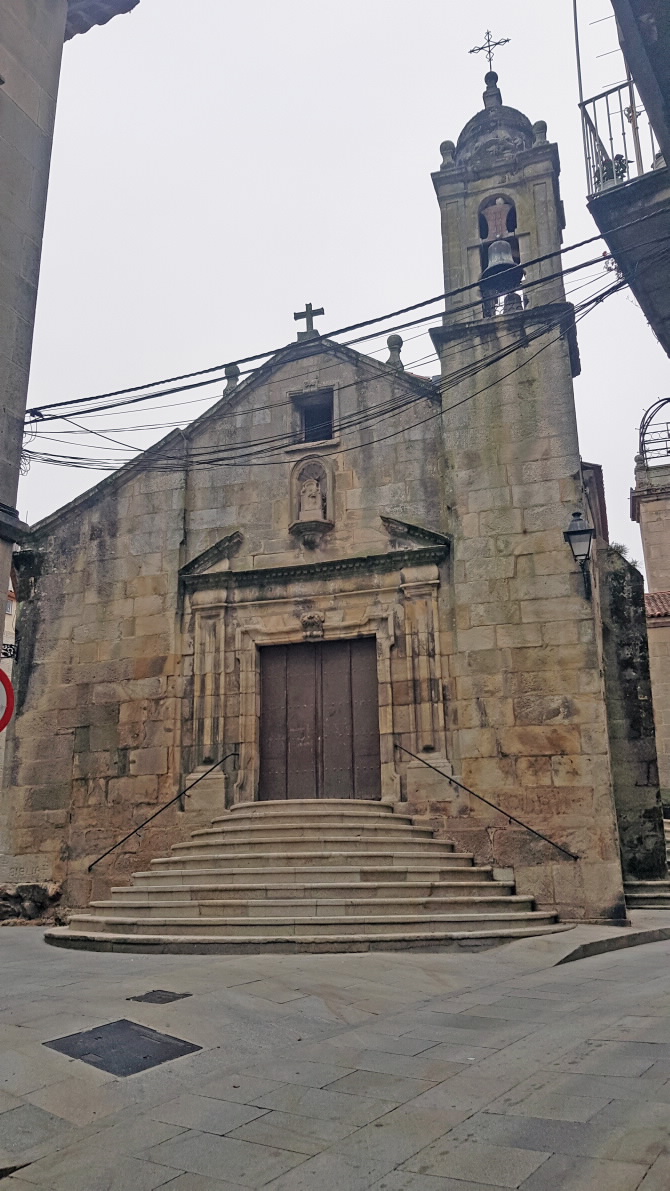 TEMPLO ANTIGO DE SANTA MARÍA DO PORTO