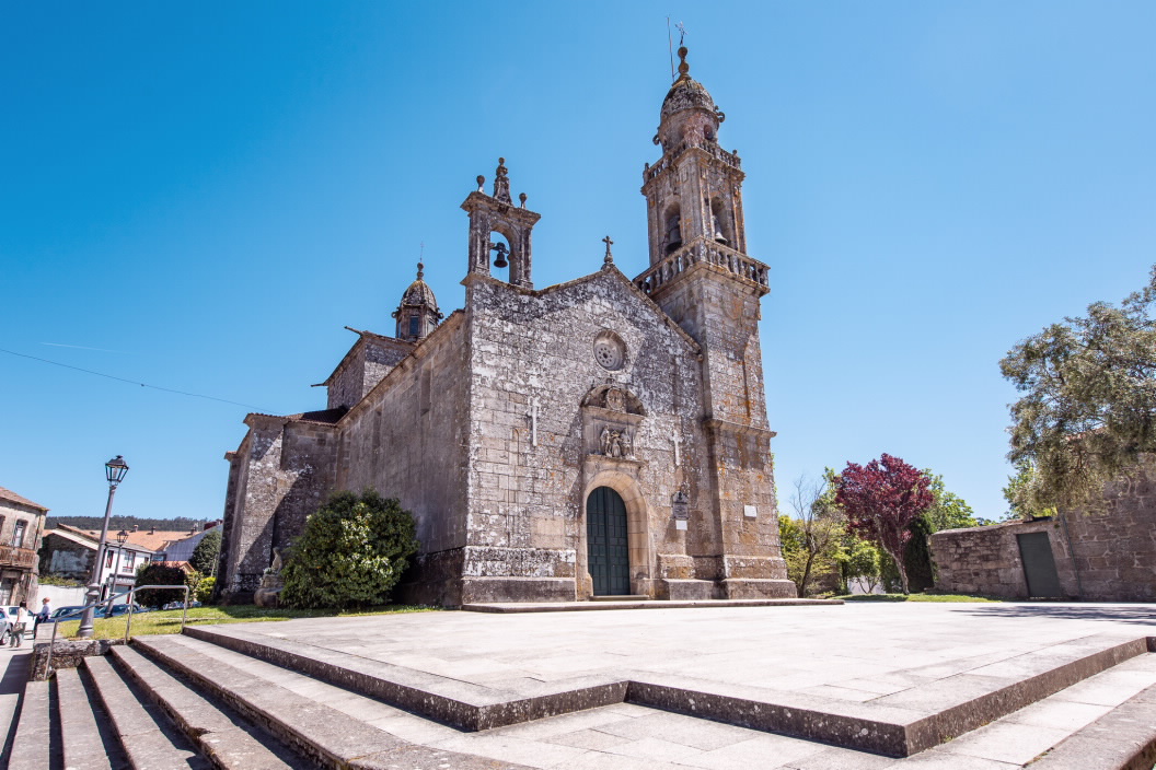 IGLESIA IGREXA PARROQUIAL DE SANTA MARÍA DE CUNTIS EN CUNTIS PONTEVEDRA - GALICIA IGLESIA IGREXA PARROQUIAL DE SANTA MARÍA DE CUNTIS EN CUNTIS PONTEVEDRA - GALICIA